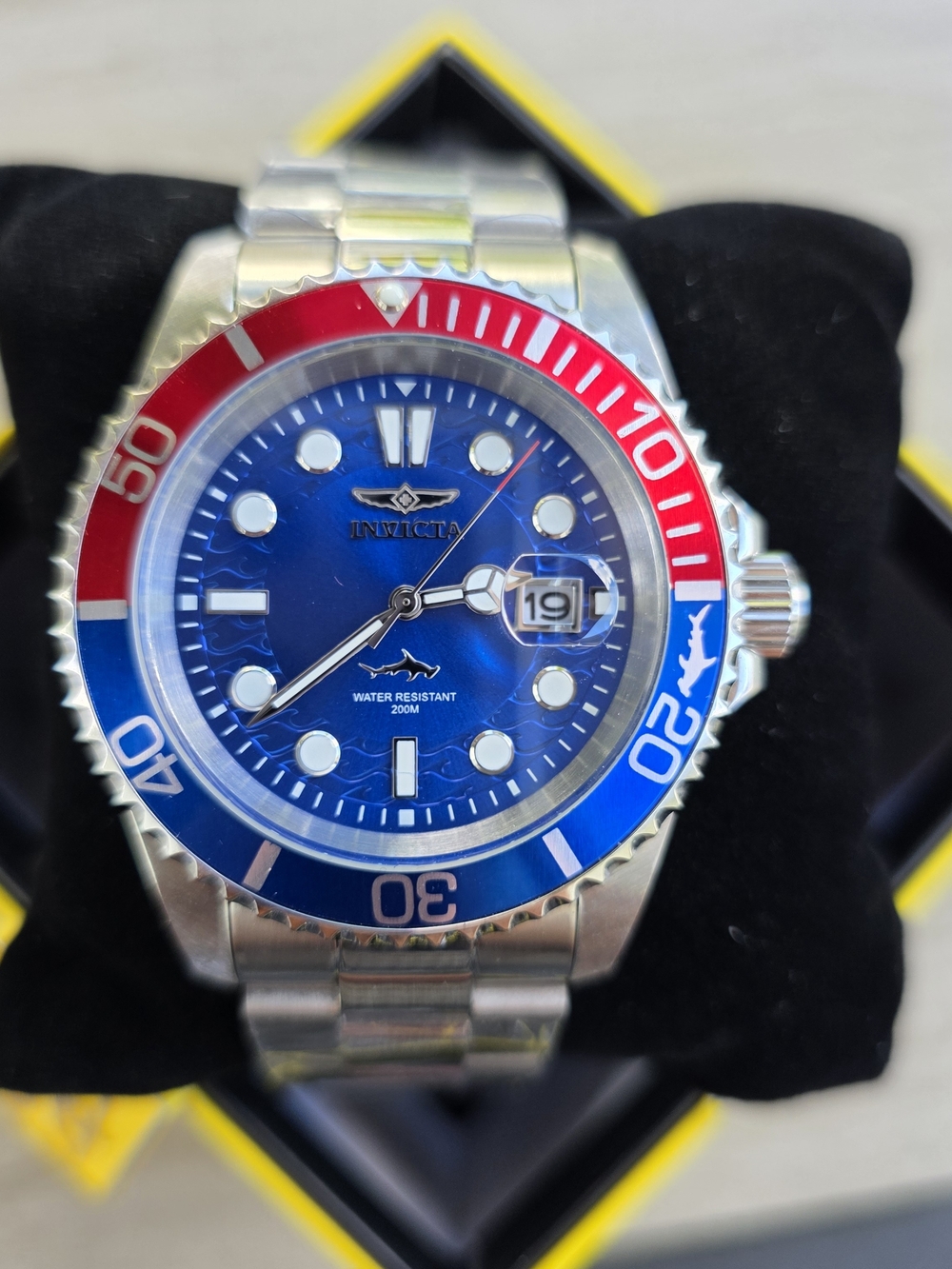 214.  Invicta Pro Diver Isobar Men's Watch 42 mm